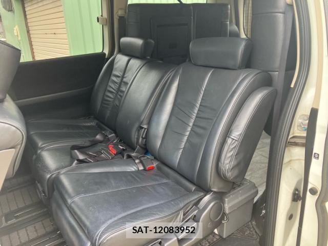 Nissan ELGRAND 2007-04 8561805-13