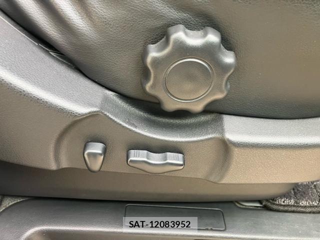 Nissan ELGRAND 2007-04 8561805-16