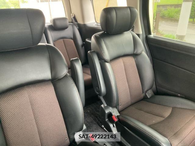 Nissan ELGRAND 2013-08 8561803-18