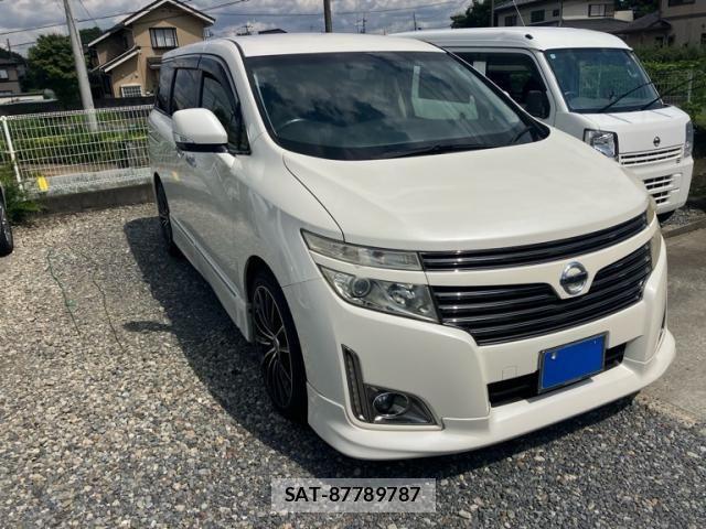 Nissan ELGRAND 2012-08 8561804-0