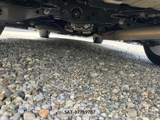 Nissan ELGRAND 2012-08 8561804-12
