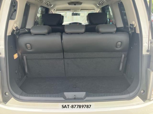 Nissan ELGRAND 2012-08 8561804-14