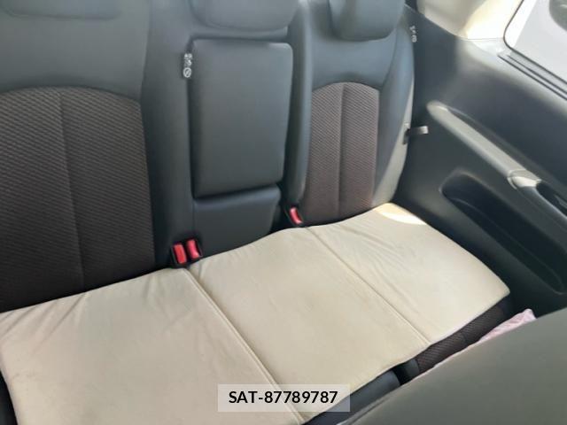 Nissan ELGRAND 2012-08 8561804-21