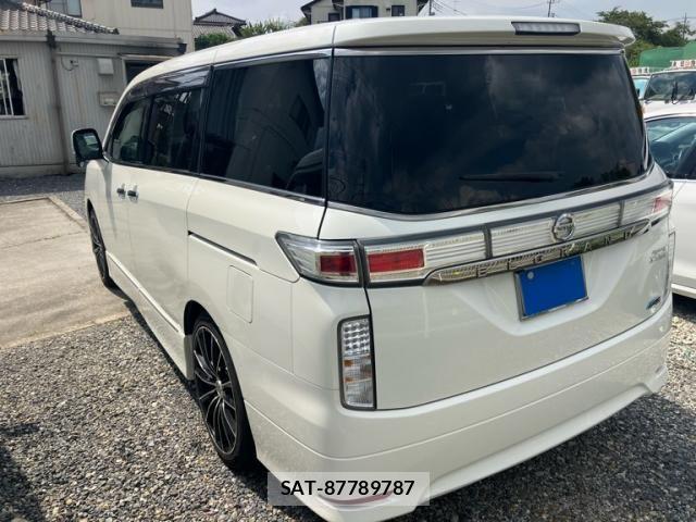 Nissan ELGRAND 2012-08 8561804-3
