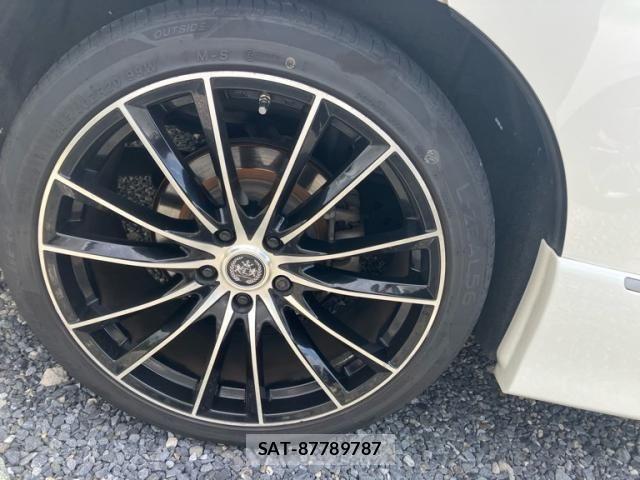 Nissan ELGRAND 2012-08 8561804-5