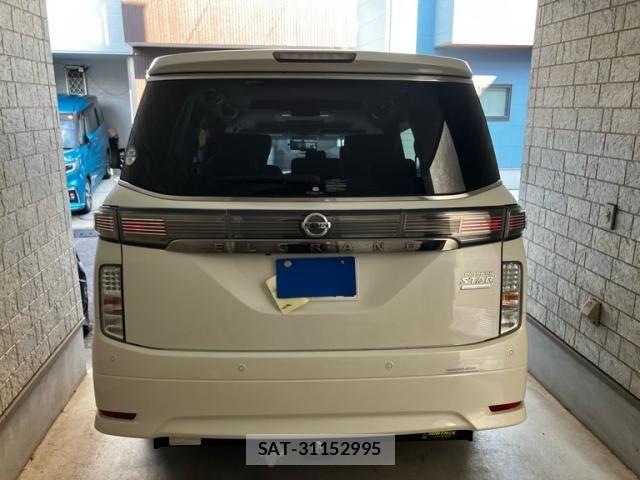 Nissan ELGRAND 2017-05 8626657-3