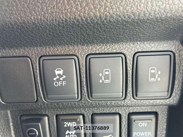 Nissan ELGRAND 2014-04 8658960-9