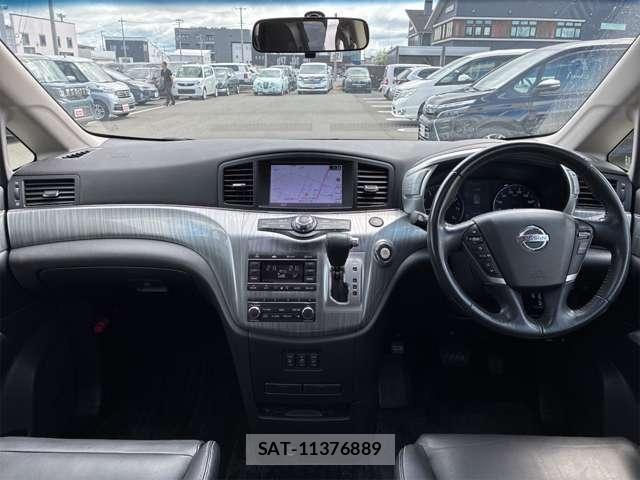 Nissan ELGRAND 2014-04 8658960-4