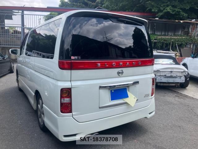 Nissan ELGRAND 2005-09 8658963-4
