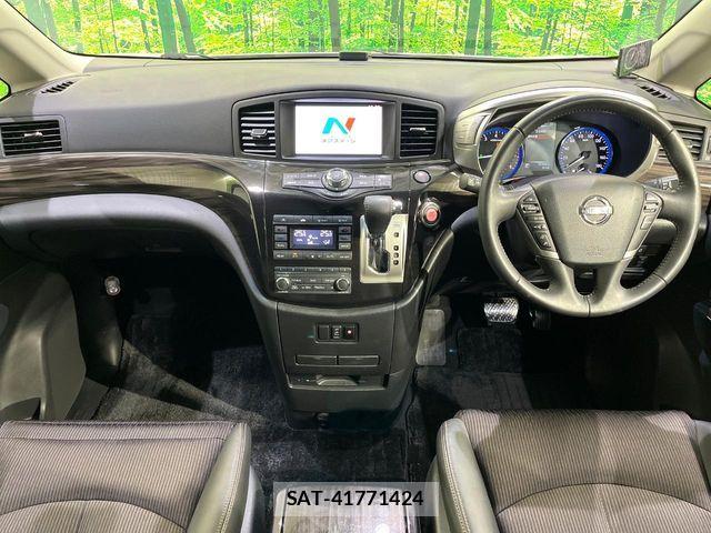 Nissan ELGRAND 2017-08 8658961-1
