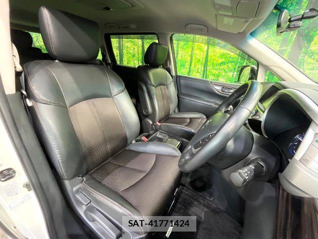 Nissan ELGRAND 2017-08 8658961-8