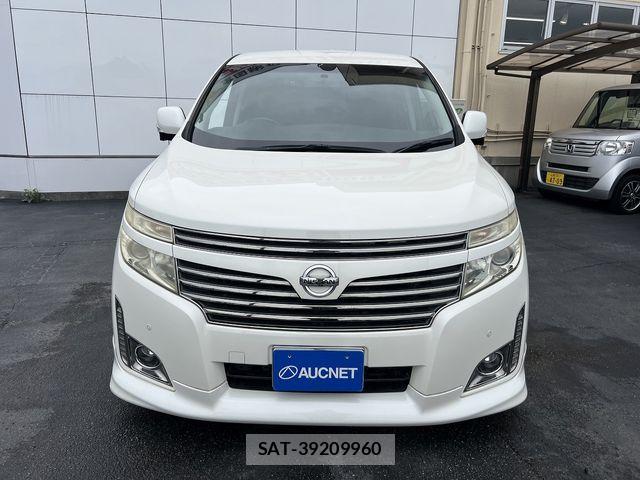 Nissan ELGRAND 2012-02 8658962-1
