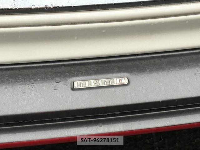 Nissan ELGRAND 2019-01 8741937-10