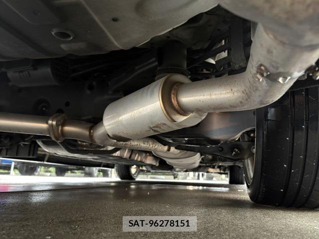Nissan ELGRAND 2019-01 8741937-15