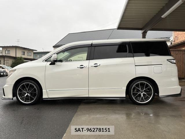 Nissan ELGRAND 2019-01 8741937-7