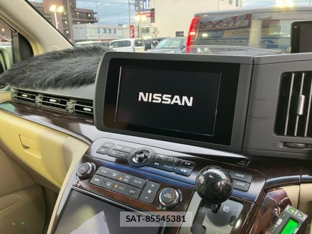 Nissan ELGRAND 2005-04 8741940-19
