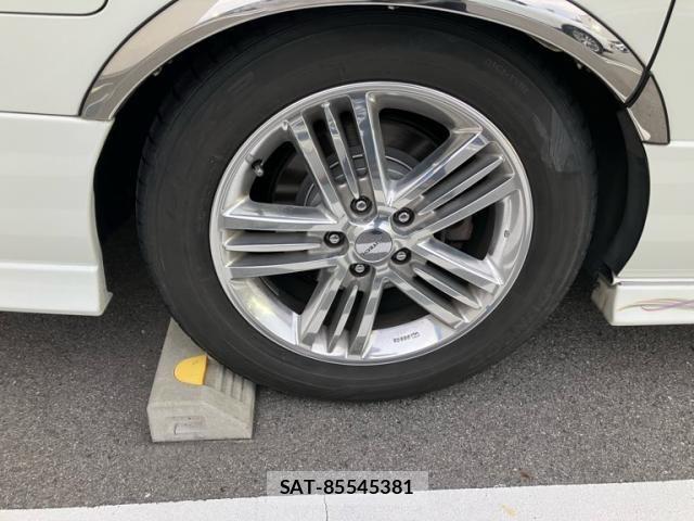 Nissan ELGRAND 2005-04 8741940-7