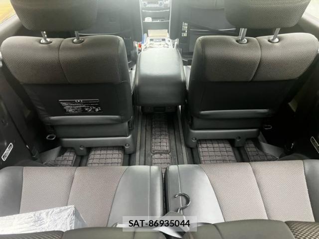 Nissan ELGRAND 2005-09 8741939-10
