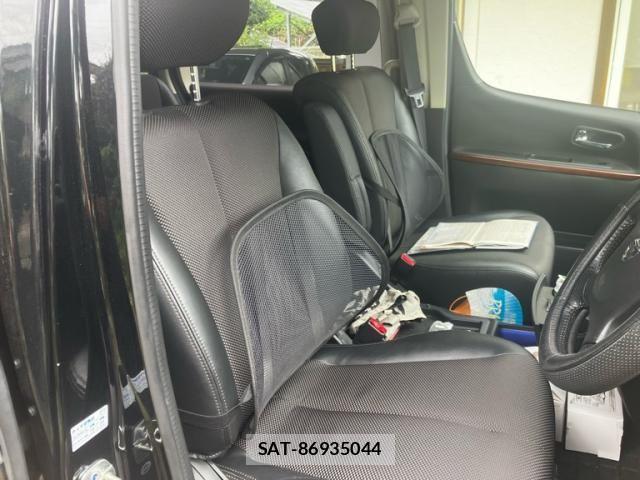 Nissan ELGRAND 2005-09 8741939-15