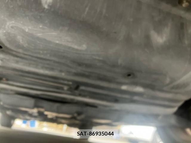 Nissan ELGRAND 2005-09 8741939-5