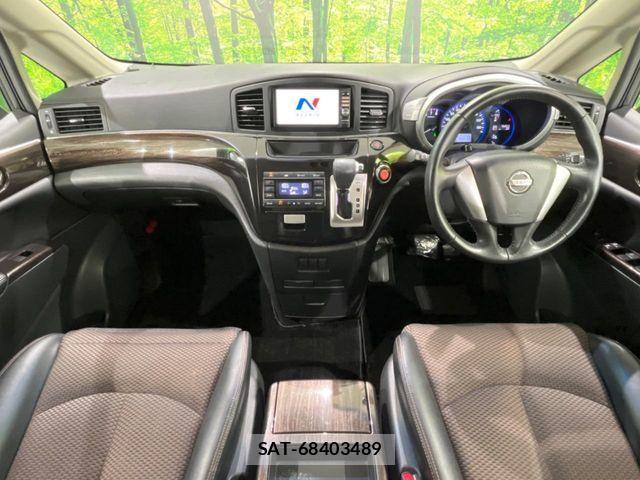 Nissan ELGRAND 2012-03 8741938-1