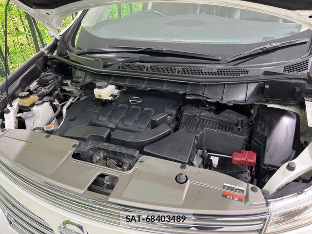 Nissan ELGRAND 2012-03 8741938-19