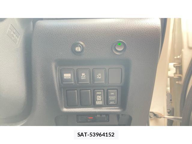 Nissan ELGRAND 2010-09 8741943-12