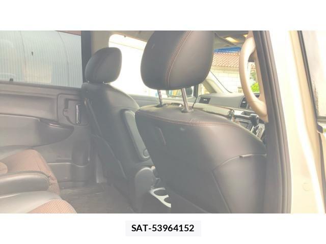 Nissan ELGRAND 2010-09 8741943-25