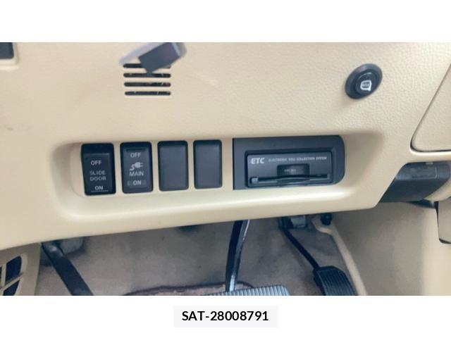 Nissan ELGRAND 2008-02 8741942-26