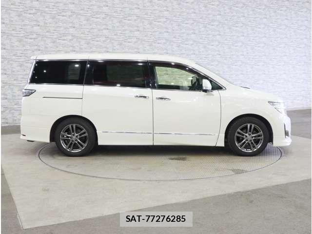 Nissan ELGRAND 2012-03 8780117-13