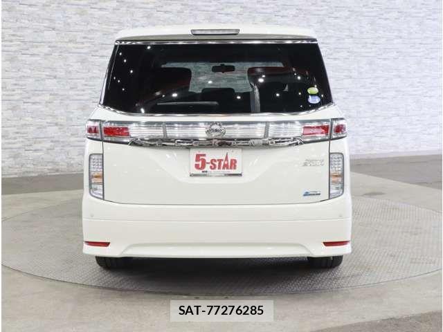 Nissan ELGRAND 2012-03 8780117-14