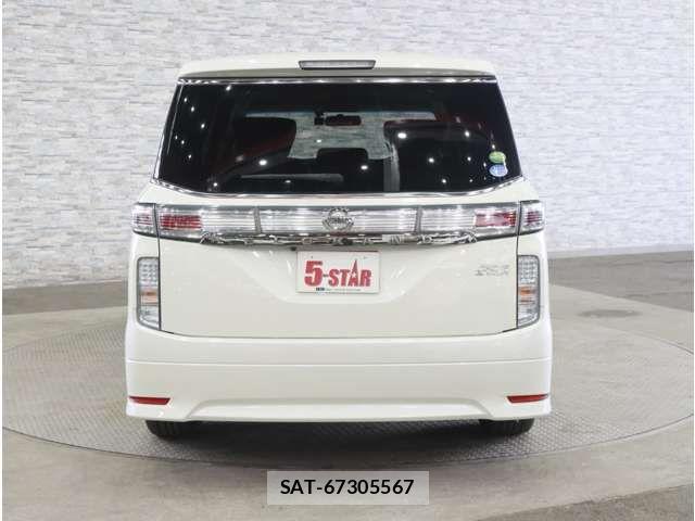 Nissan ELGRAND 2014-07 8780112-14