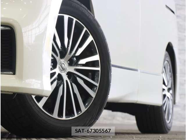 Nissan ELGRAND 2014-07 8780112-18