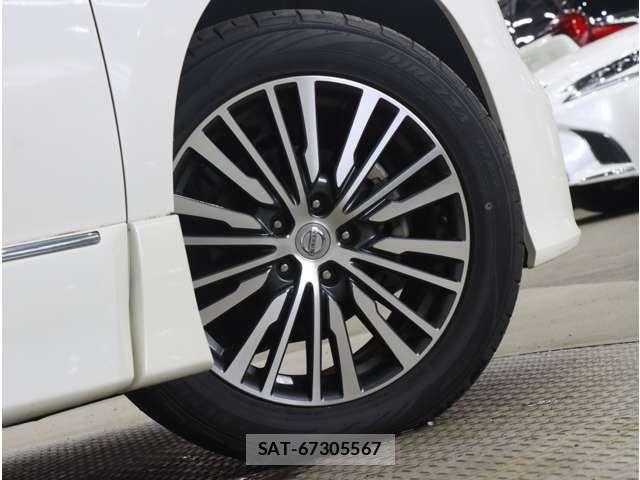 Nissan ELGRAND 2014-07 8780112-19