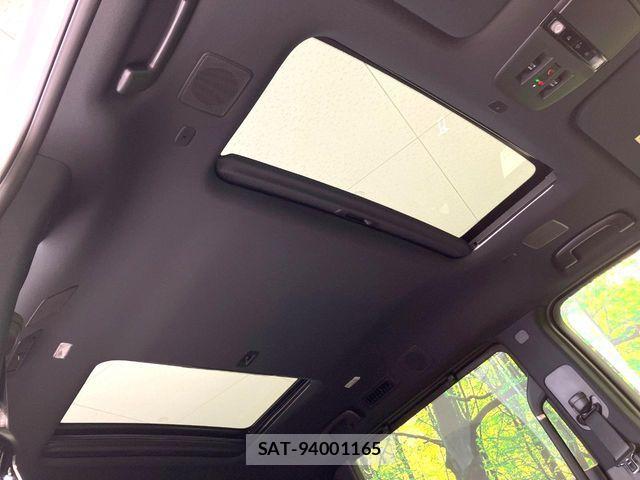 Nissan ELGRAND 2026-07 8795876-2