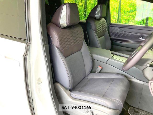 Nissan ELGRAND 2026-07 8795876-7