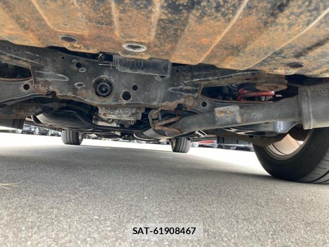 Nissan ELGRAND 2012-05 8828911-15