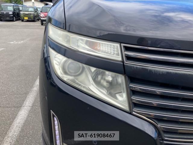 Nissan ELGRAND 2012-05 8828911-2