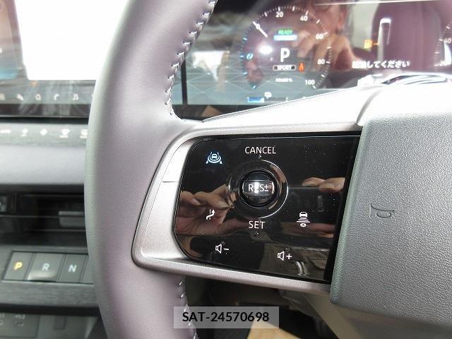 Nissan ELGRAND 2026-08 8828910-10
