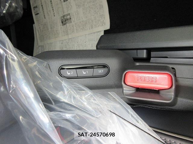 Nissan ELGRAND 2026-08 8828910-29
