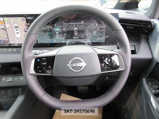 Nissan ELGRAND 2026-08 8828910-3