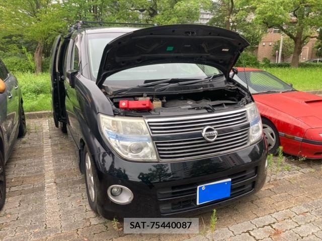 Nissan ELGRAND 2009-02 8870944-0
