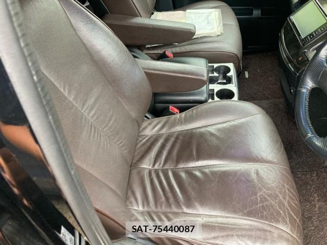 Nissan ELGRAND 2009-02 8870944-10