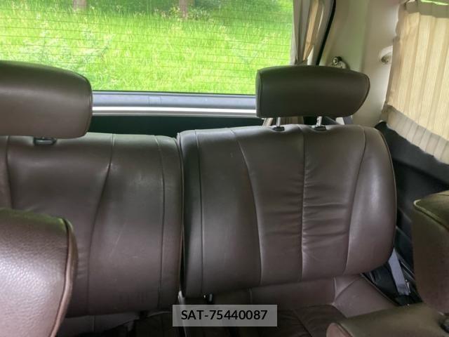 Nissan ELGRAND 2009-02 8870944-20