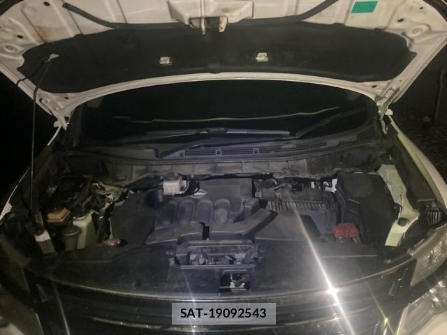 Nissan ELGRAND 2011-11 8870945-2