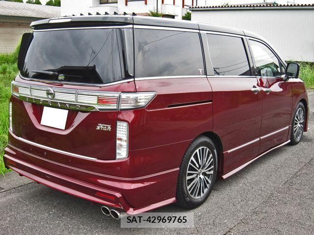 Nissan ELGRAND 2021-07 8879630-1