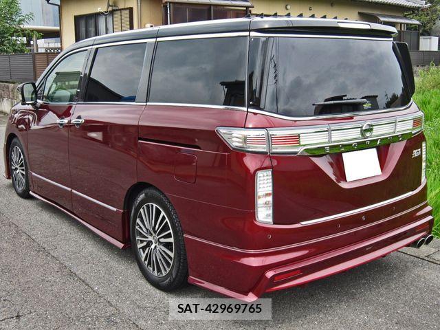 Nissan ELGRAND 2021-07 8879630-3