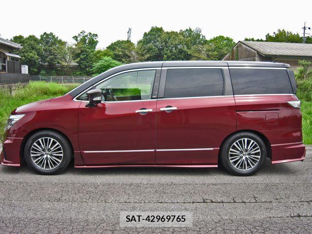 Nissan ELGRAND 2021-07 8879630-7