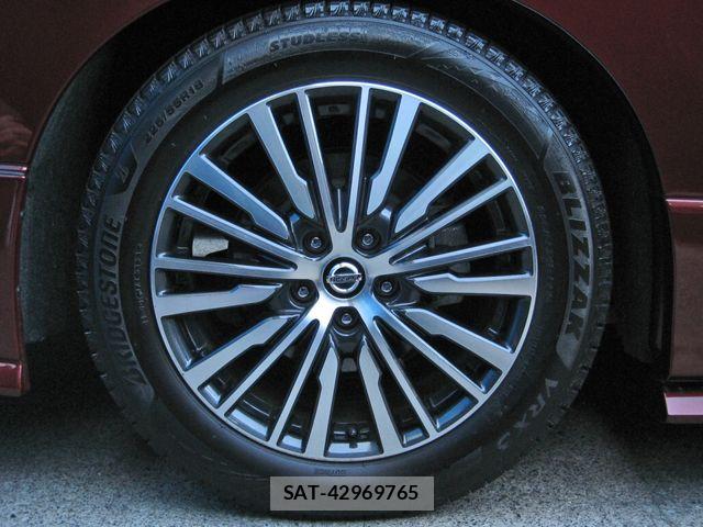 Nissan ELGRAND 2021-07 8879630-8