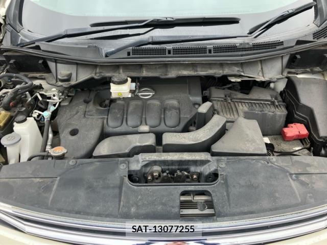 Nissan ELGRAND 2015-12 8879633-20
